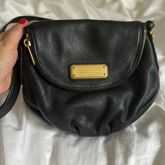 Marc Jacobs | Bags | Marc Jacobs Workwear Leather Crossbody  display picture 1